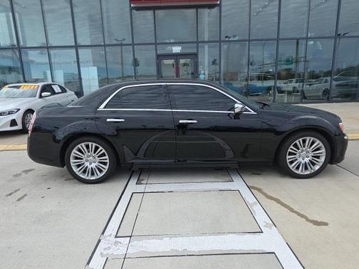 2012 Chrysler 300 Limited