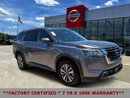 2023 Nissan Pathfinder SL FWD