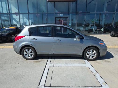 2008 Nissan Versa SL