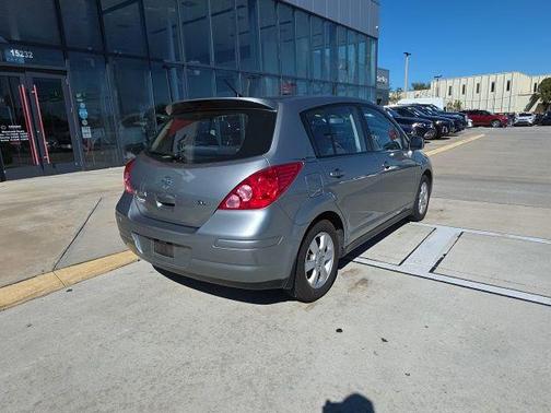 2008 Nissan Versa SL