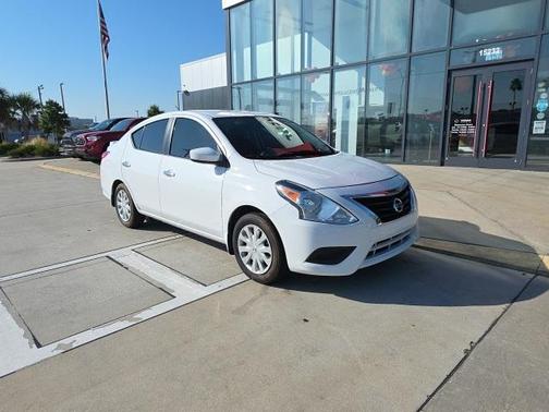 2015 Nissan Versa 1.6 SV