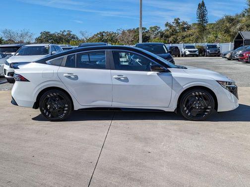 2026 Nissan Sentra SR