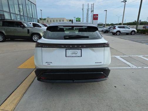 Black Diamond Pearl 2023 Nissan ARIYA ENGAGE