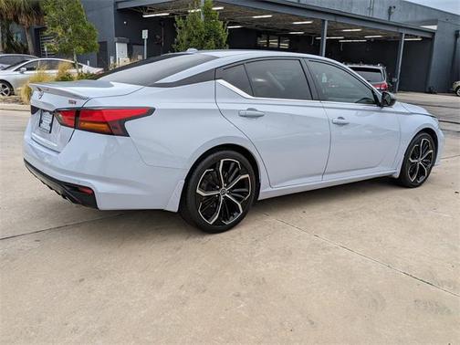 2024 Nissan Altima SR FWD