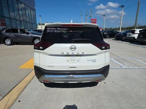 2023 Nissan Rogue Platinum