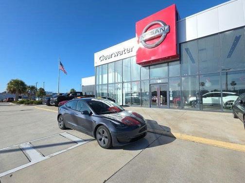 2022 Tesla Model 3 Standard Range