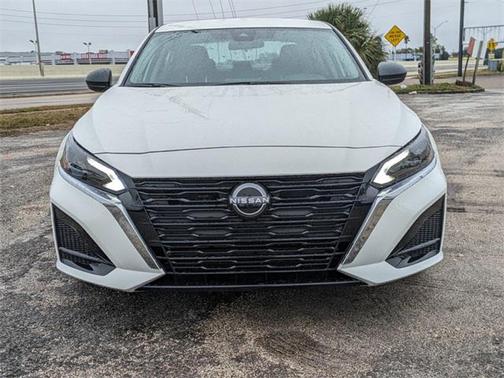 2025 Nissan Altima S FWD