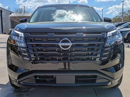 2026 Nissan Pathfinder S