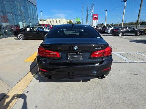 2018 BMW 540 540i