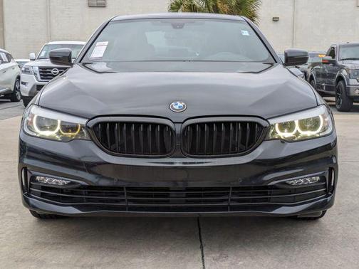 2018 BMW 540 540i
