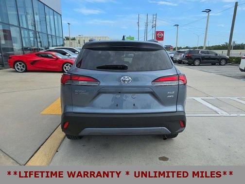 2025 Toyota Corolla Cross XLE