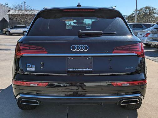 2024 Audi Q5 45 S line Premium Plus