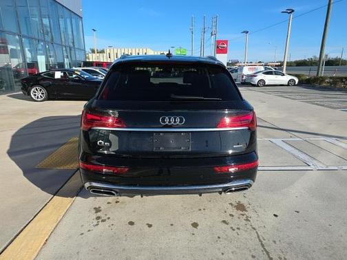 2024 Audi Q5 45 S line Premium Plus