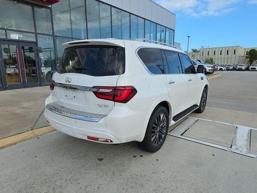 2024 INFINITI QX80 PREMIUM SELECT AWD
