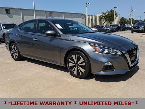 2022 Nissan Altima 2.5 SV