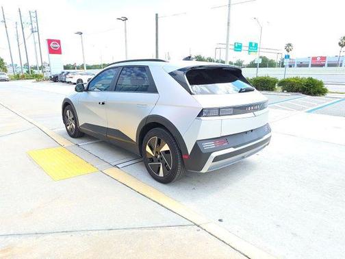 Gravity Gold Matte 2025 Hyundai IONIQ 5 SEL