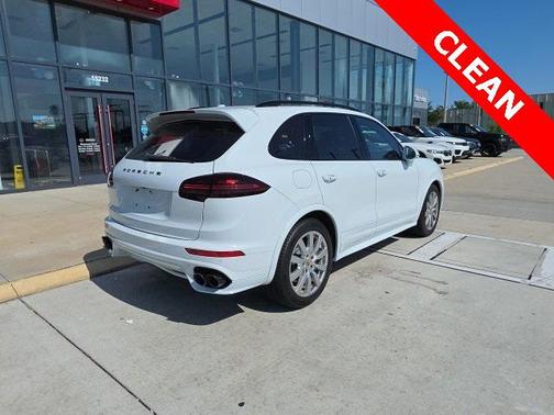2017 Porsche Cayenne GTS