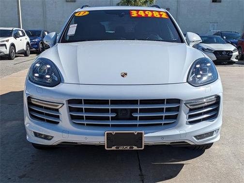 2017 Porsche Cayenne GTS