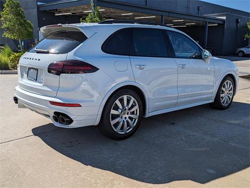 2017 Porsche Cayenne GTS