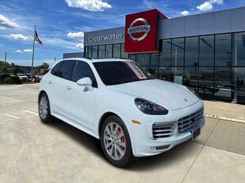 2017 Porsche Cayenne GTS