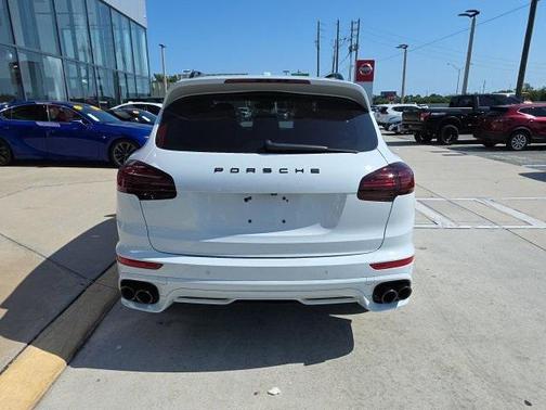 2017 Porsche Cayenne GTS