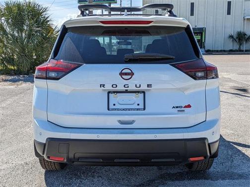 2025 Nissan Rogue Rock Creek