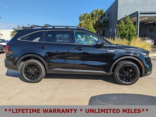 2022 Kia Sorento S