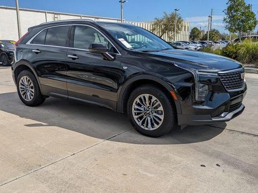 2024 Cadillac XT4 Premium Luxury