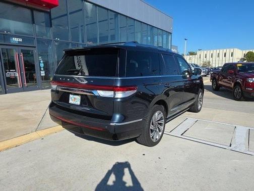 2022 Lincoln Navigator Reserve