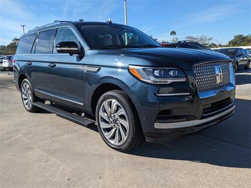 2022 Lincoln Navigator Reserve