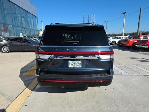 2022 Lincoln Navigator Reserve