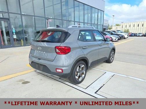 2022 Hyundai VENUE SEL