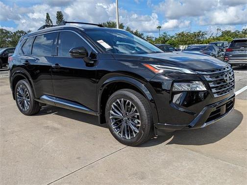 2025 Nissan Rogue Platinum