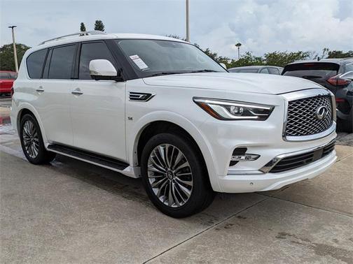 2019 INFINITI QX80 Luxe