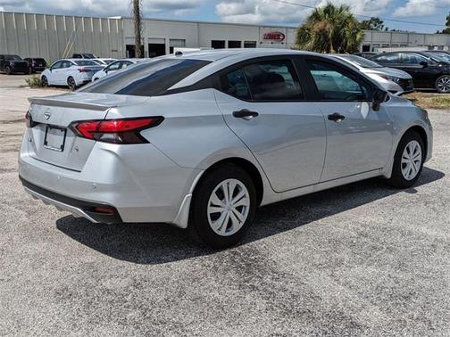 2025 Nissan Versa 1.6 S