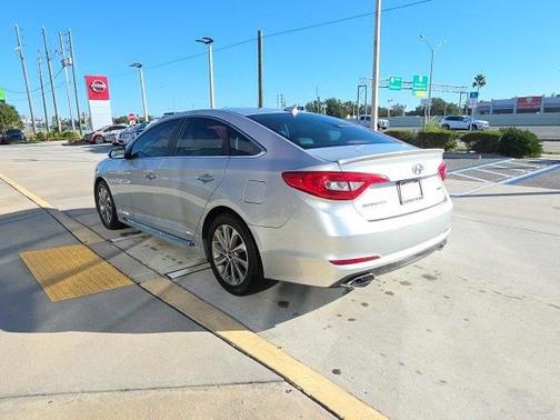 2015 Hyundai SONATA Sport