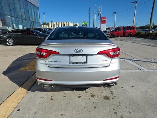 2015 Hyundai SONATA Sport