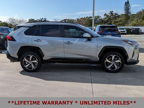 2022 Toyota RAV4 Prime SE