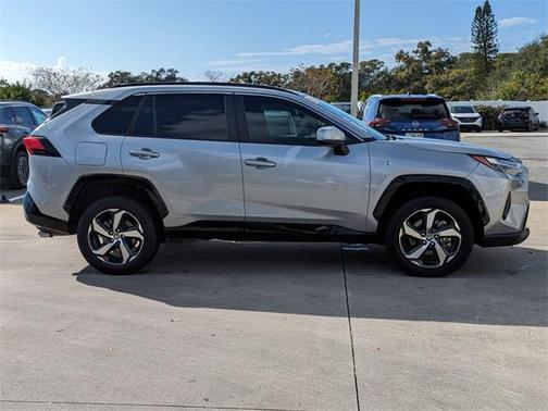 2022 Toyota RAV4 Prime SE