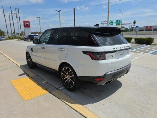 2022 Land Rover Range Rover Sport HSE Silver Edition