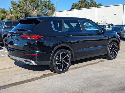 2022 Mitsubishi Outlander SE Launch Edition S-AWC