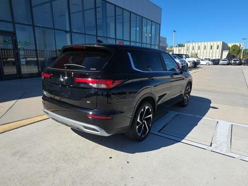 2022 Mitsubishi Outlander SE Launch Edition S-AWC