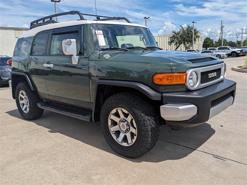 2014 Toyota FJ Cruiser Base