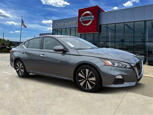 2022 Nissan Altima 2.5 SV