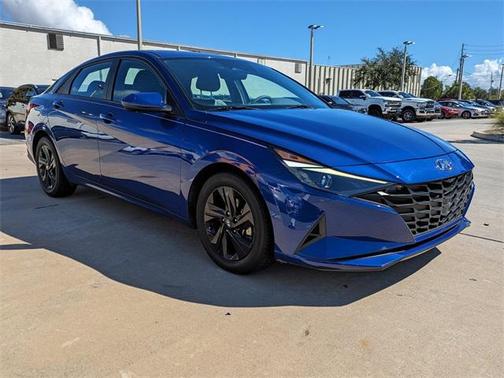 2021 Hyundai ELANTRA SEL