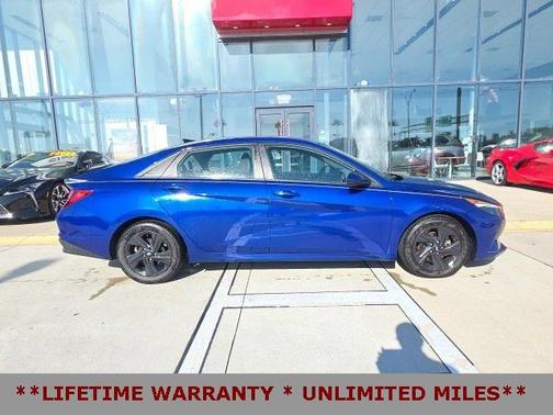 2021 Hyundai ELANTRA SEL