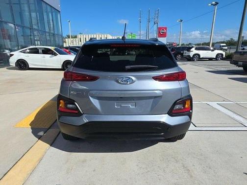 2020 Hyundai KONA SEL