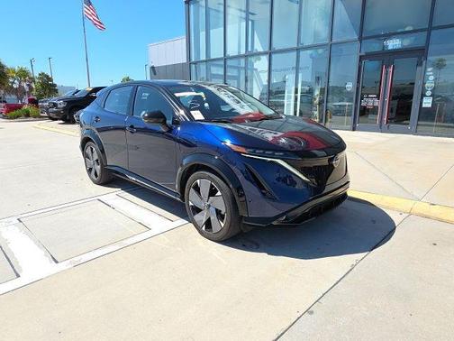 Deep Ocean Blue Pearl/Black Diamond Pearl 2023 Nissan ARIYA PLATINUM+