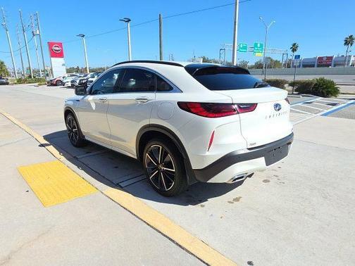 2023 INFINITI QX55 ESSENTIAL