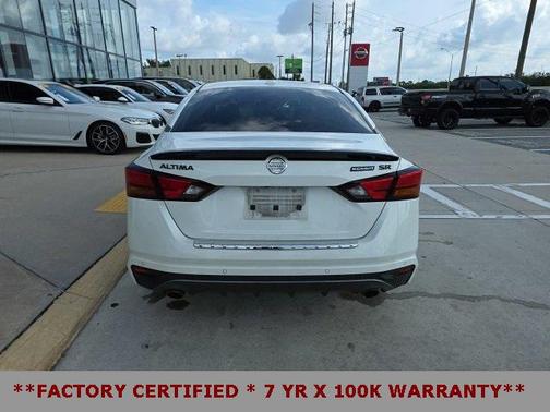 2022 Nissan Altima SR FWD